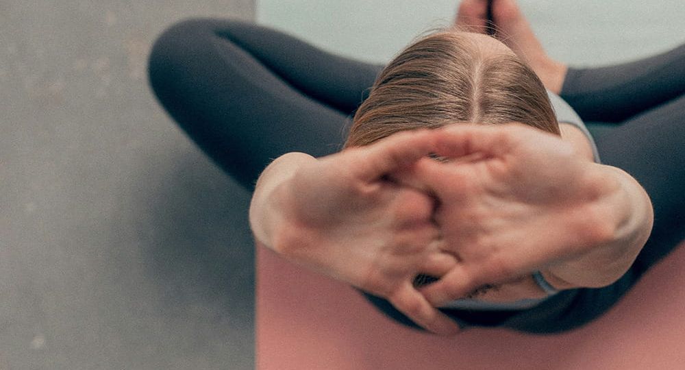 yoga-etirement-femme-auvth
